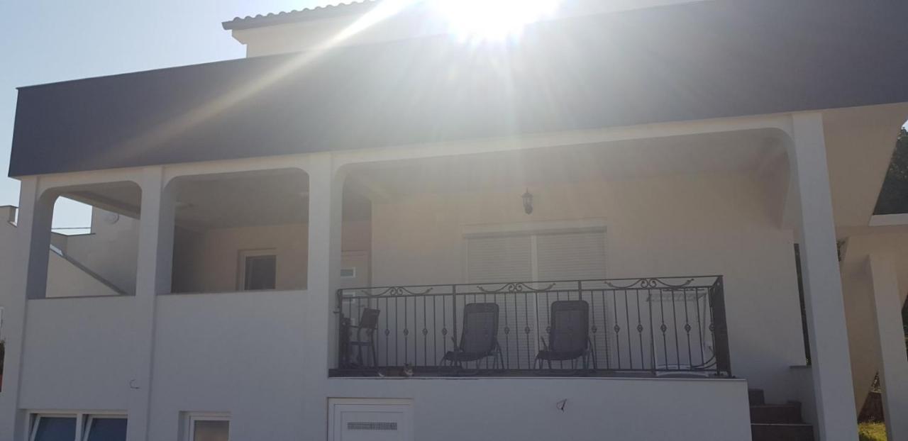 Apartman Niko Malinska Extérieur photo